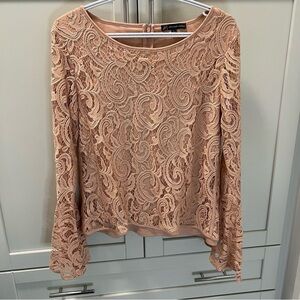 ADRIANNA PAPELL Lace Flared Sleeve Top in Peach Women's Size Large